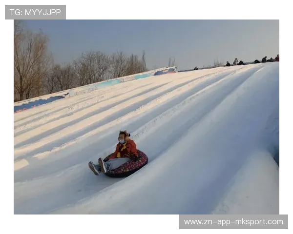 雪地竞技激情四射，滑雪爱好者选择最适合的装备提升体验，雪地滑雪的那个游戏叫什么