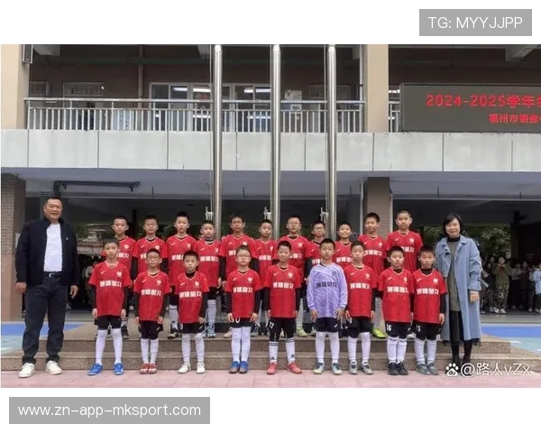 足球联赛在青训扶持中鼓励俱乐部与科研机构共建训练评估平台，足球俱乐部青训试训2021